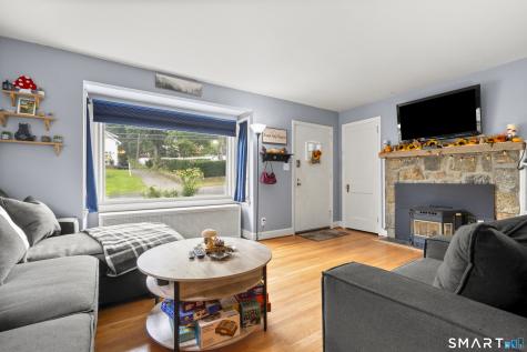 185 Columbus Avenue Meriden CT 06451
