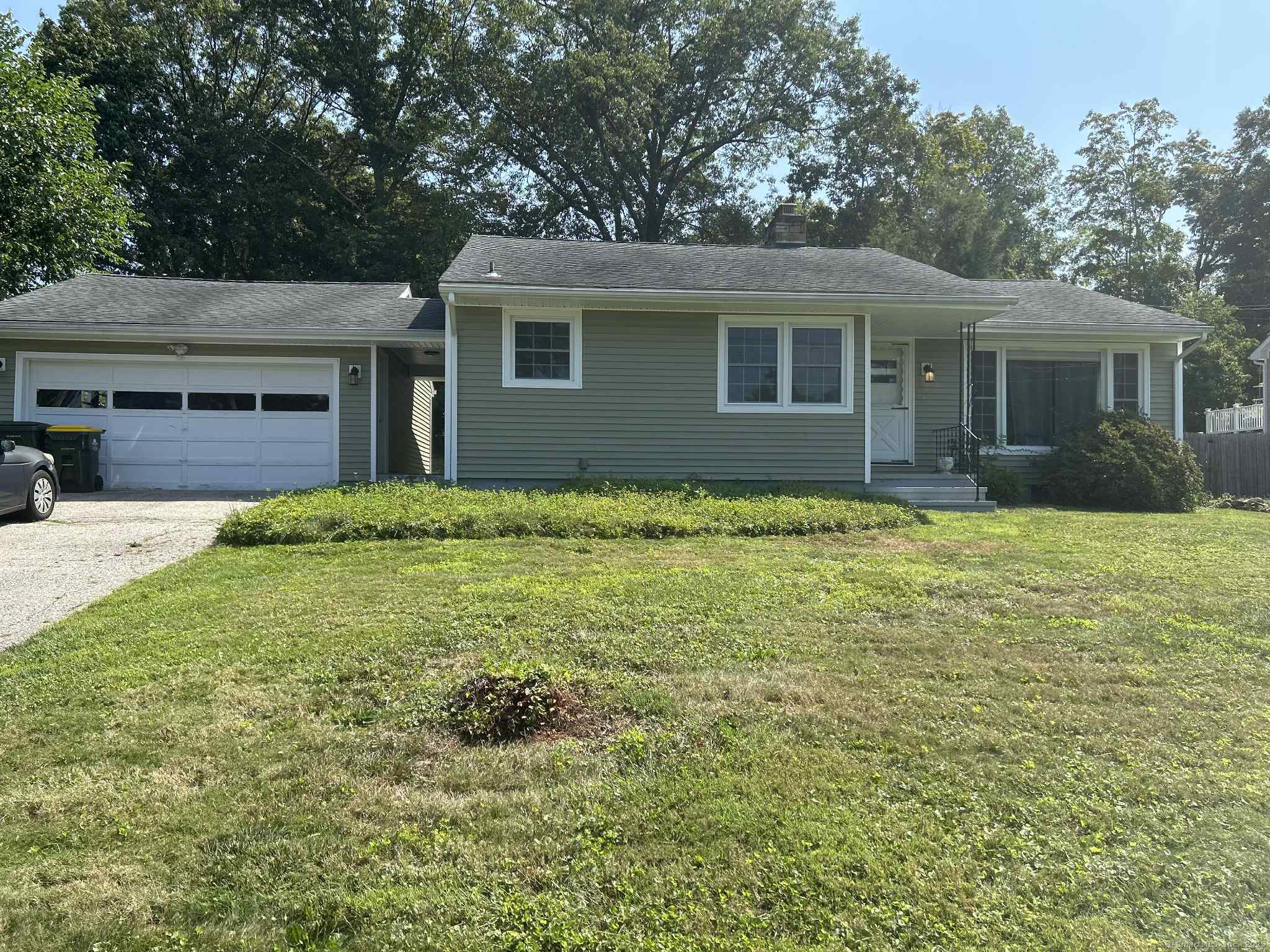 3 Crestwood Drive Danbury CT 06811