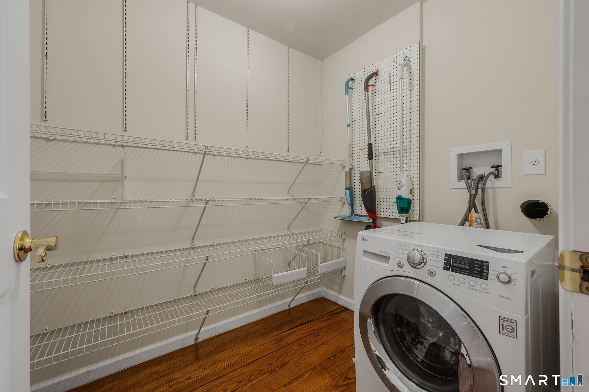 16 Greystone Drive Montville CT 06382