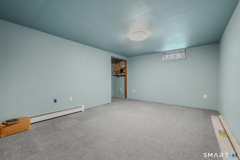 16 Greystone Drive Montville CT 06382