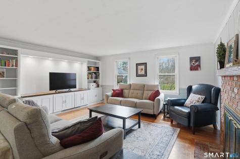 88 Nob Hill Road Cheshire CT 06410