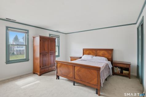 88 Nob Hill Road Cheshire CT 06410