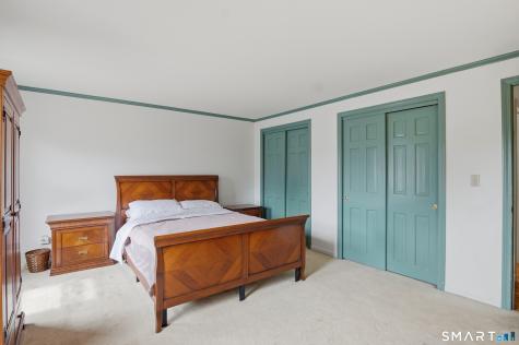 88 Nob Hill Road Cheshire CT 06410