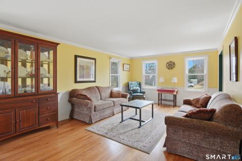 88 Nob Hill Road Cheshire CT 06410