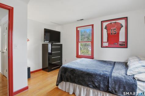 88 Nob Hill Road Cheshire CT 06410