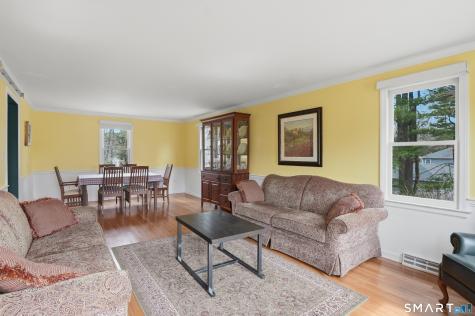 88 Nob Hill Road Cheshire CT 06410