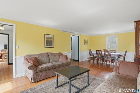 88 Nob Hill Road Cheshire CT 06410