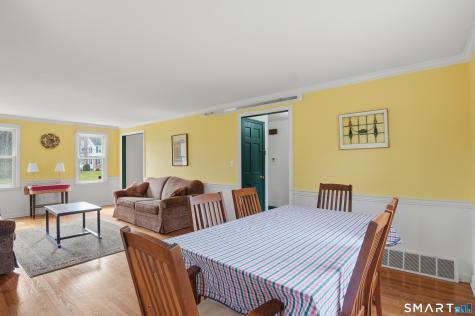 88 Nob Hill Road Cheshire CT 06410