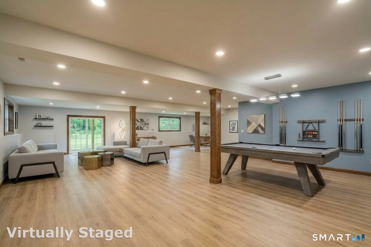21 Angela Lane Willington CT 06279