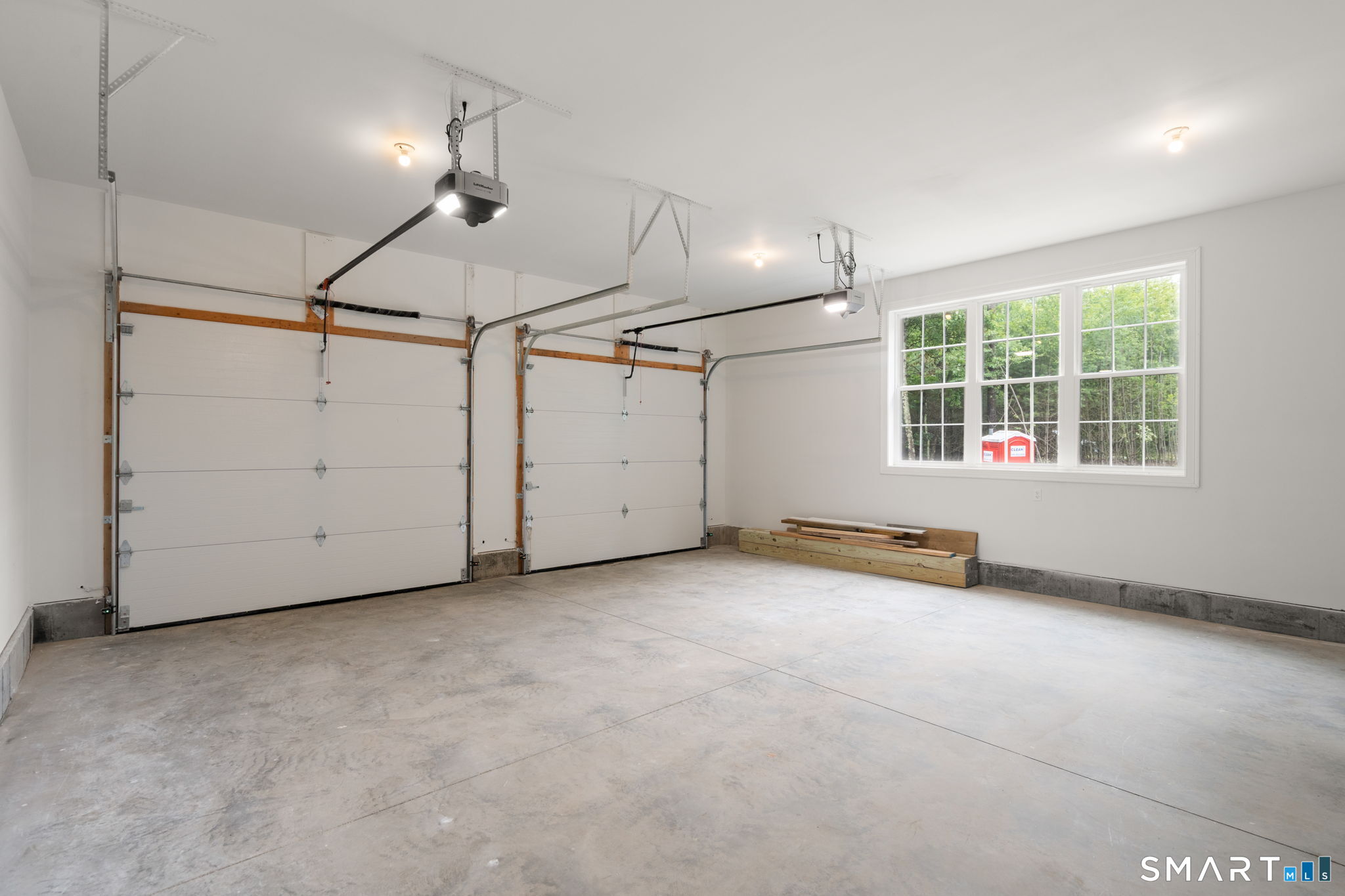 21 Angela Lane Willington CT 06279