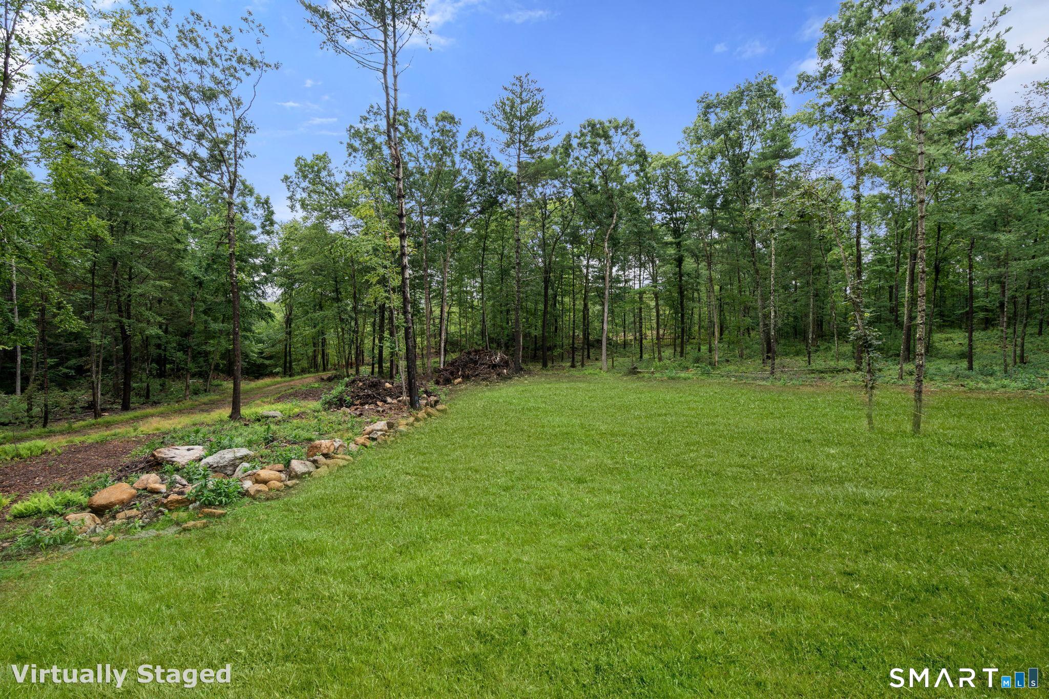 21 Angela Lane Willington CT 06279