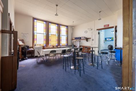 523 West Street Bristol CT 06010
