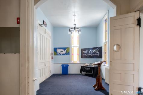 523 West Street Bristol CT 06010