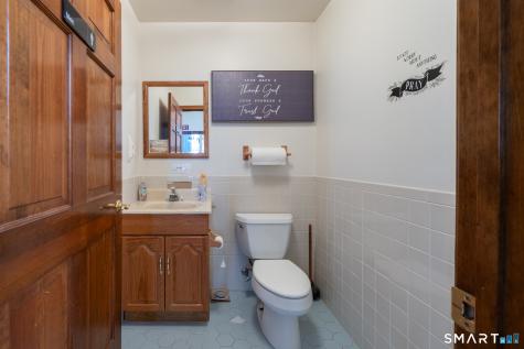 523 West Street Bristol CT 06010