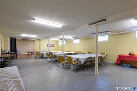 523 West Street Bristol CT 06010
