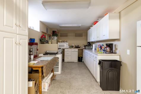 523 West Street Bristol CT 06010