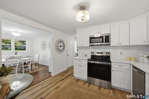 14 Beechwood Drive Wallingford CT 06492