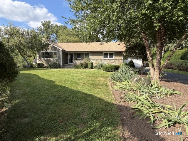 35 Greenwood Drive Trumbull CT 06611