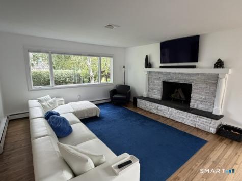35 Greenwood Drive Trumbull CT 06611