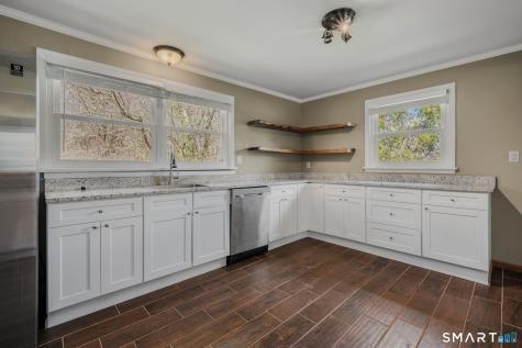 448 Mohegan Avenue Parkway Waterford CT 06375