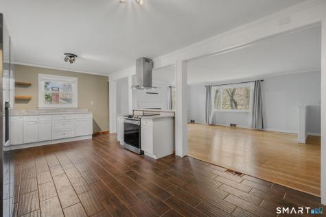 448 Mohegan Avenue Parkway Waterford CT 06375