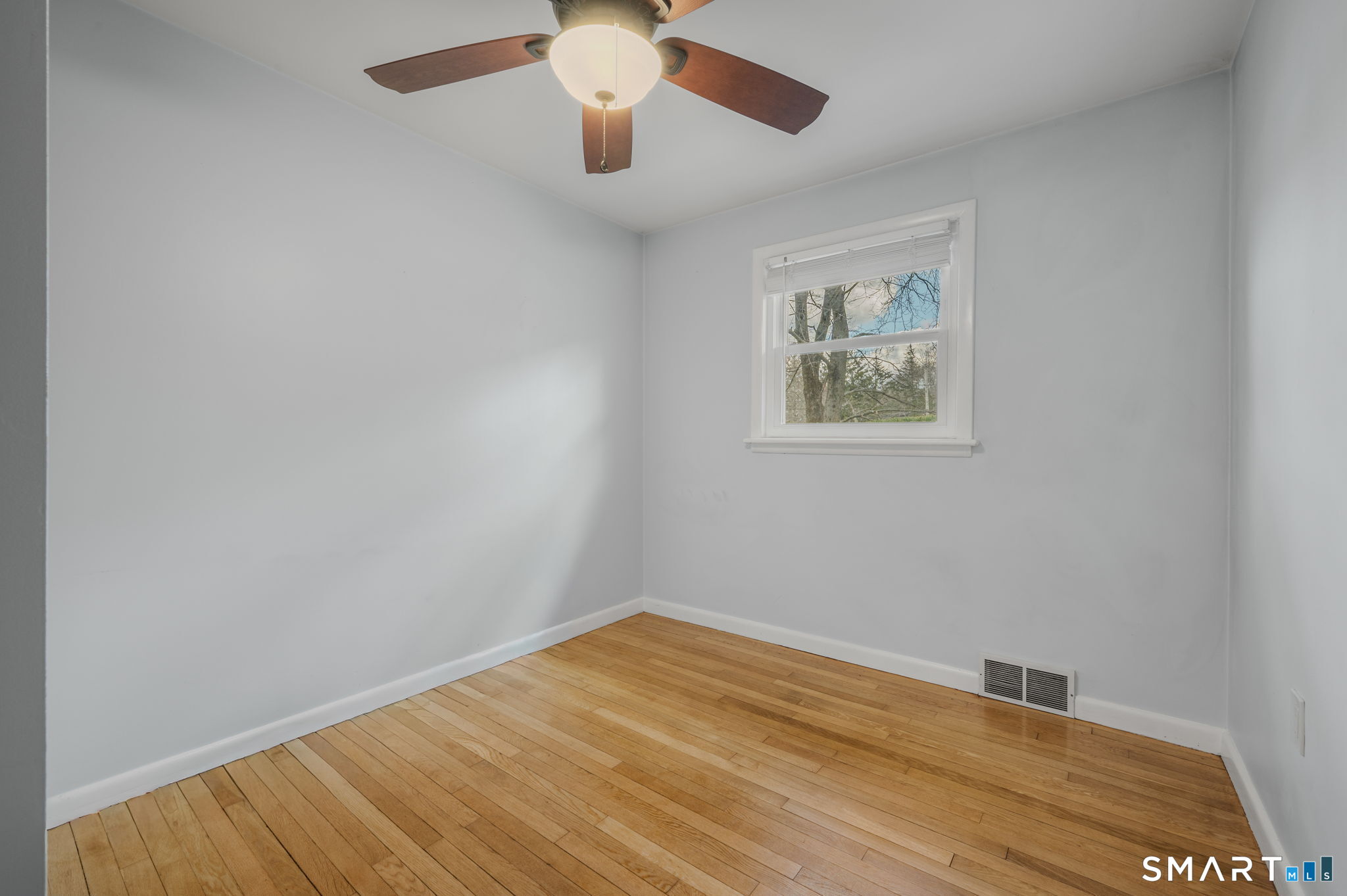 448 Mohegan Avenue Parkway Waterford CT 06375
