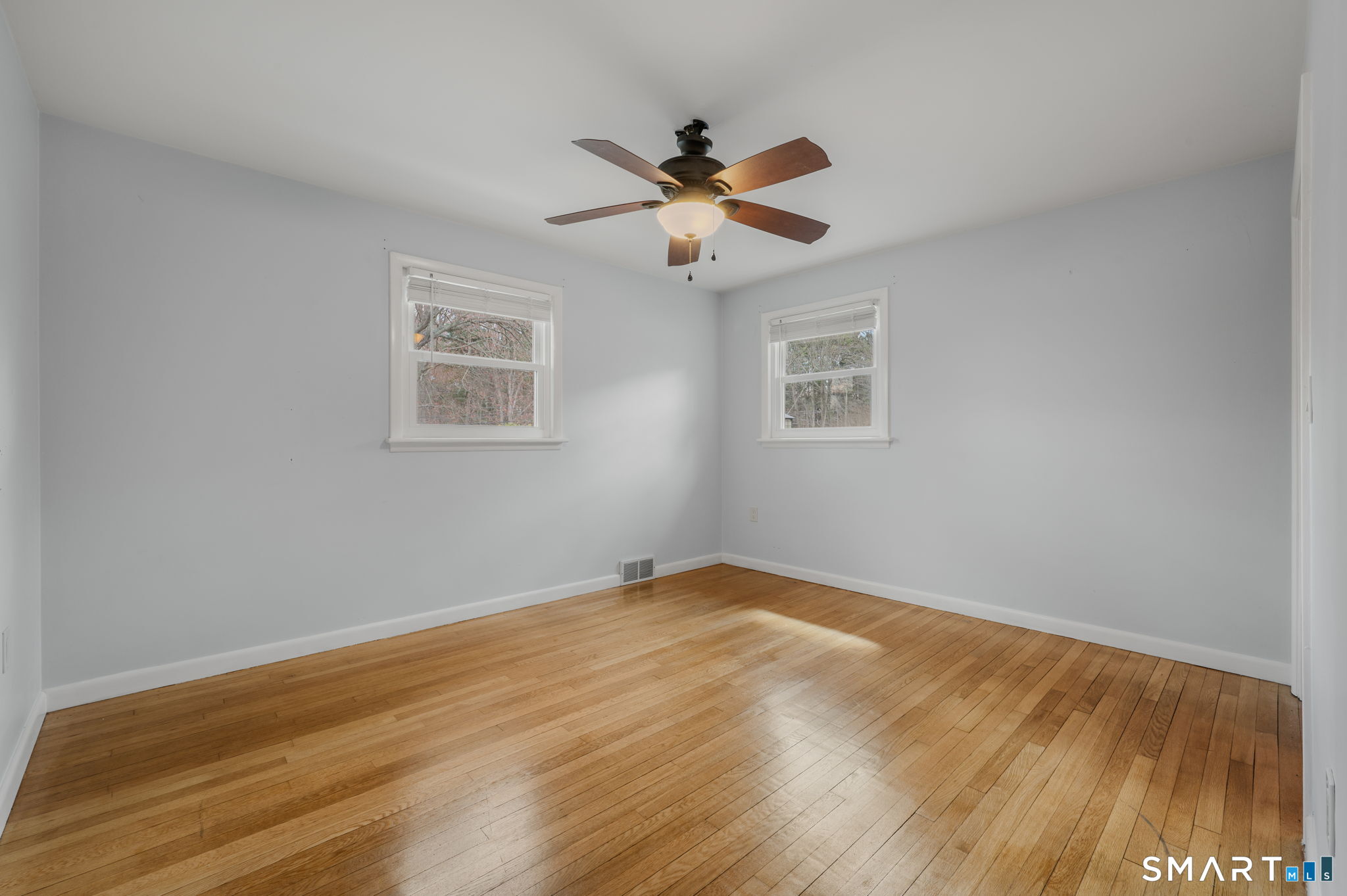 448 Mohegan Avenue Parkway Waterford CT 06375