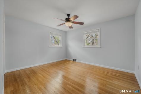 448 Mohegan Avenue Parkway Waterford CT 06375
