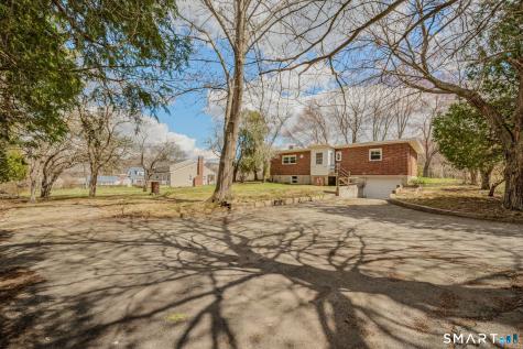 448 Mohegan Avenue Parkway Waterford CT 06375