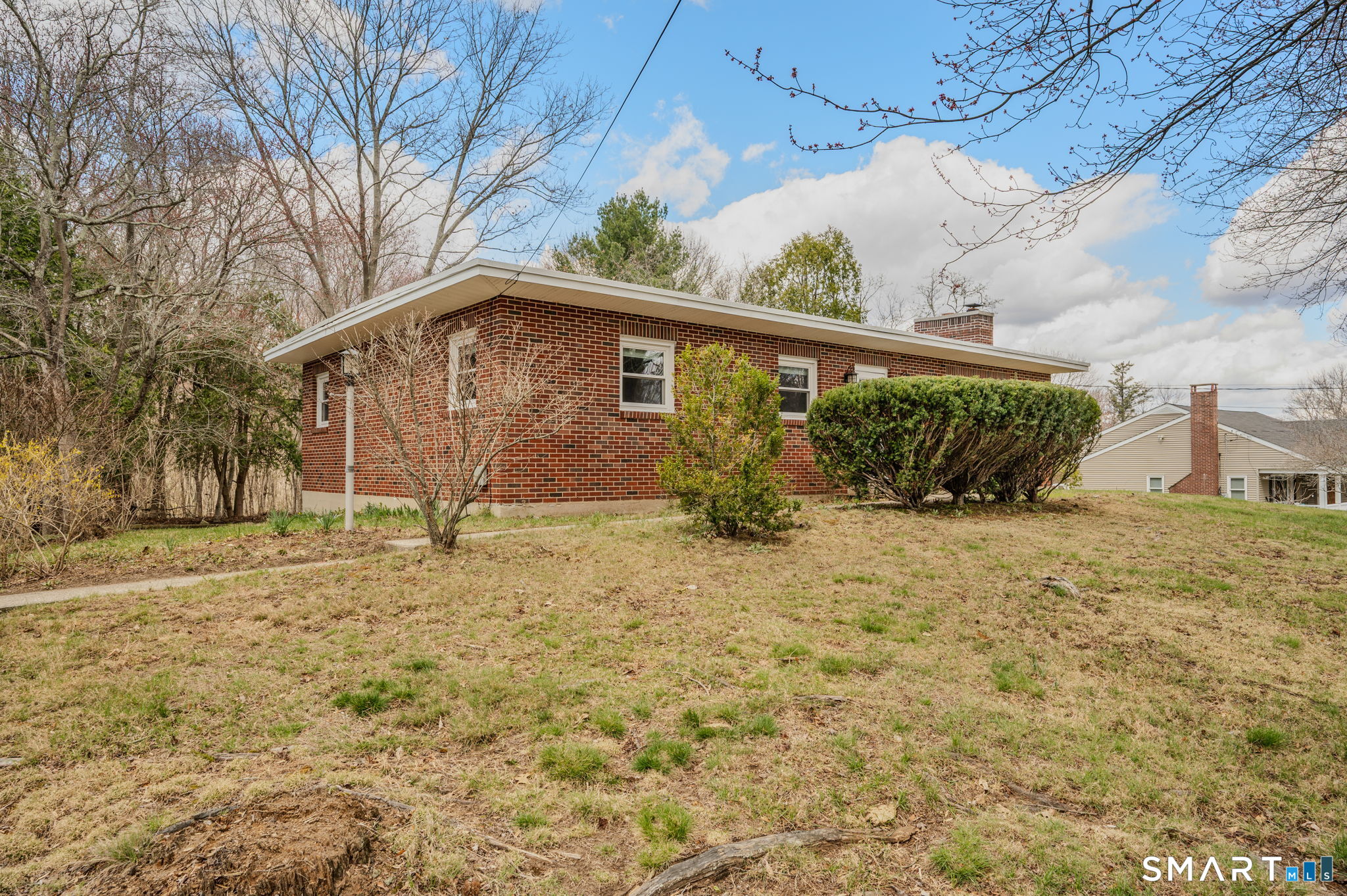 448 Mohegan Avenue Parkway Waterford CT 06375