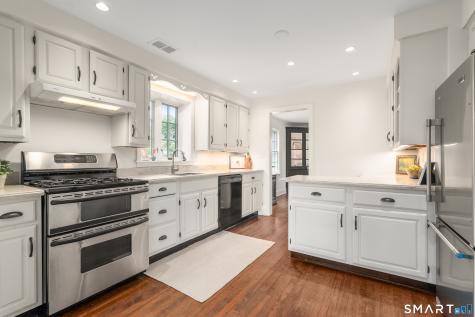 252 Shoreham Village Drive Fairfield CT 06824
