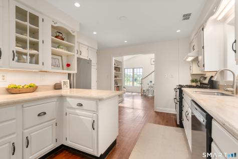 252 Shoreham Village Drive Fairfield CT 06824
