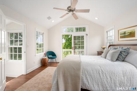 252 Shoreham Village Drive Fairfield CT 06824