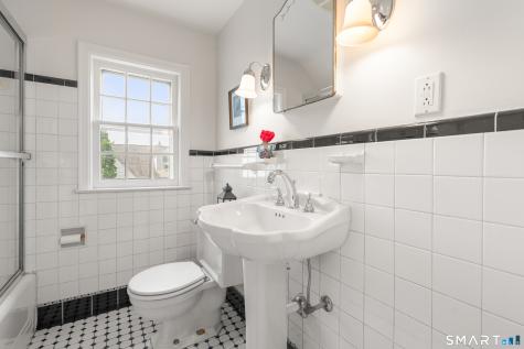 252 Shoreham Village Drive Fairfield CT 06824