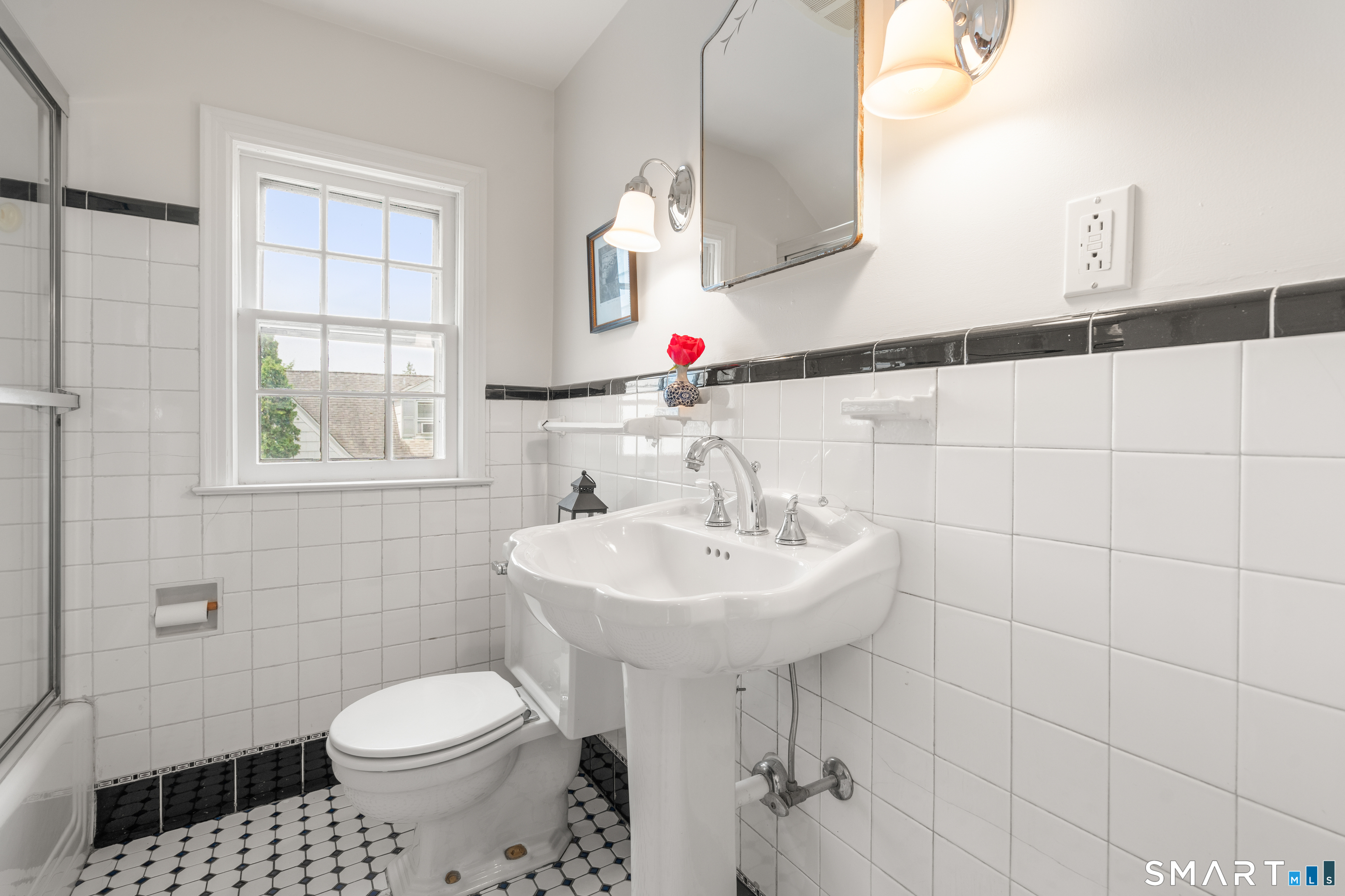 252 Shoreham Village Drive Fairfield CT 06824