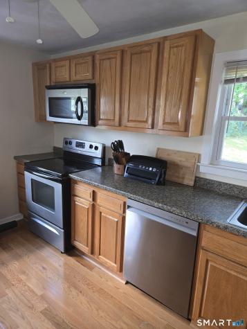 15 Broadvale Road Meriden CT 06450