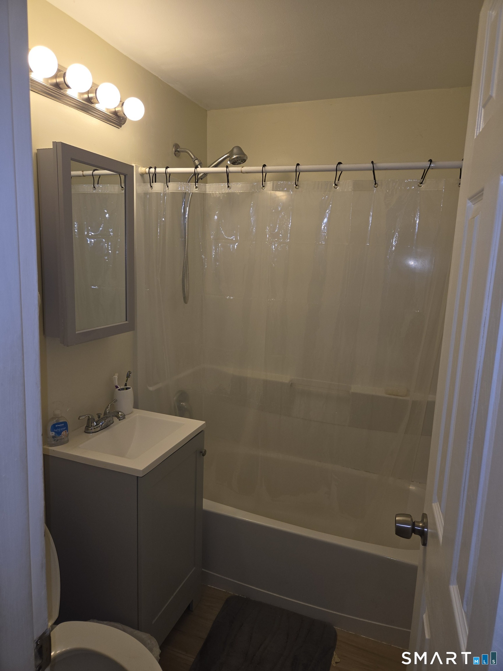 15 Broadvale Road Meriden CT 06450