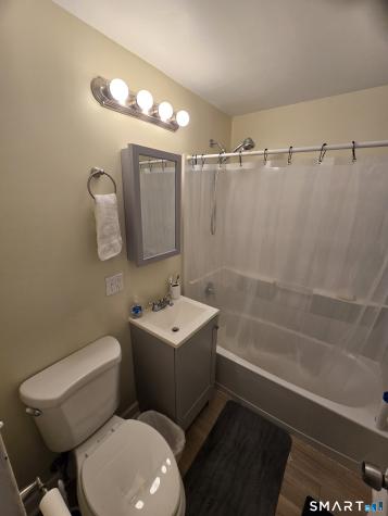 15 Broadvale Road Meriden CT 06450