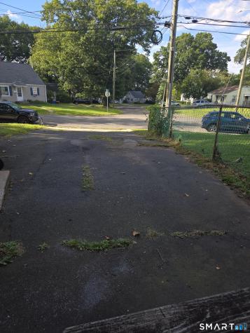 15 Broadvale Road Meriden CT 06450