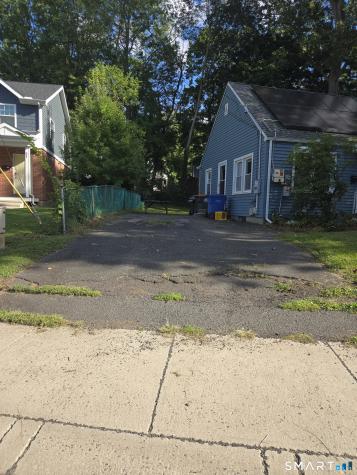 15 Broadvale Road Meriden CT 06450