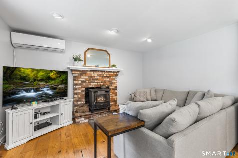122 Wepawaug Drive Milford CT 06461