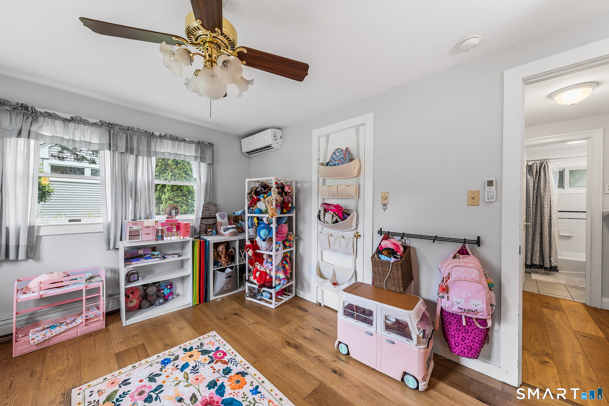 122 Wepawaug Drive Milford CT 06461