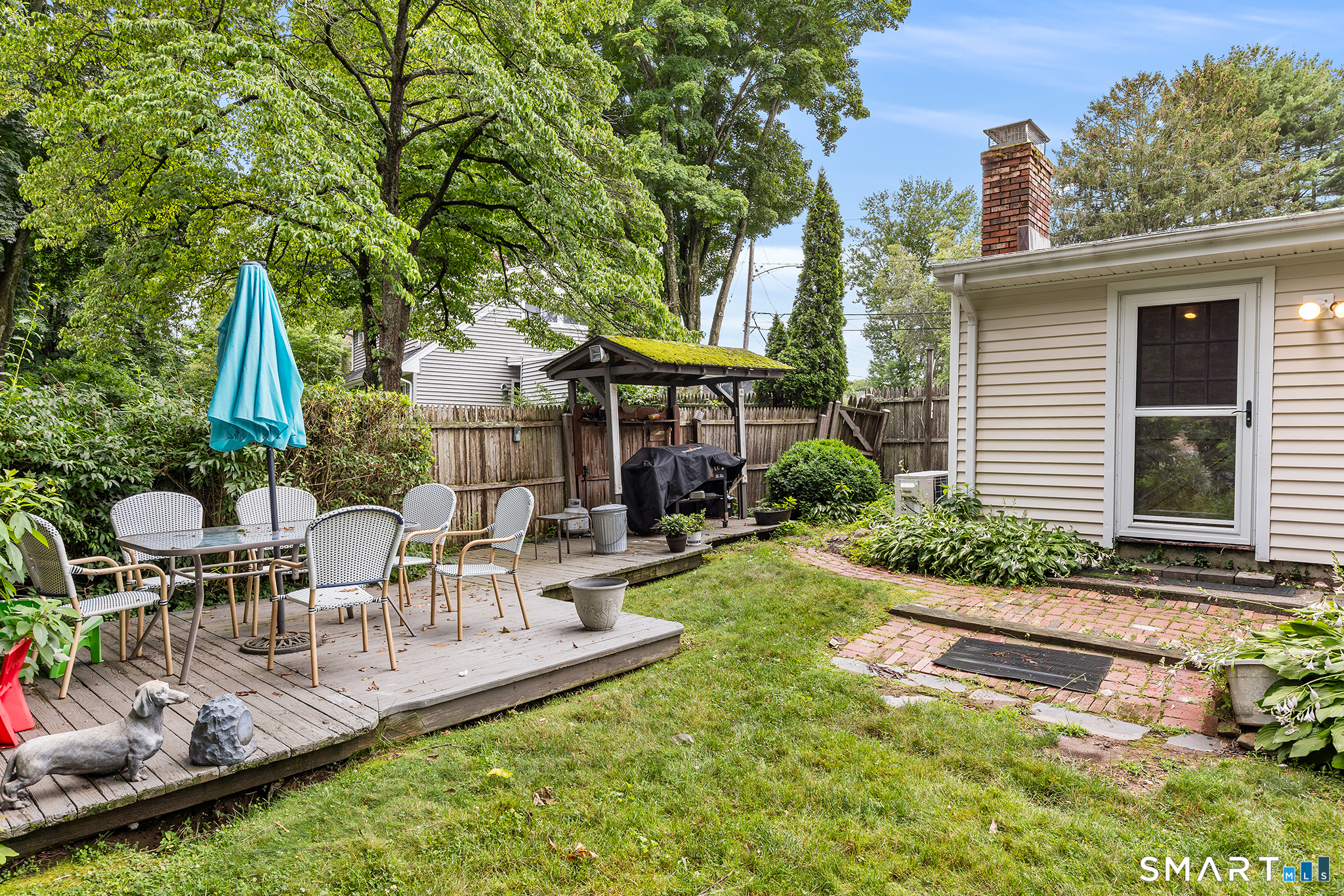 122 Wepawaug Drive Milford CT 06461