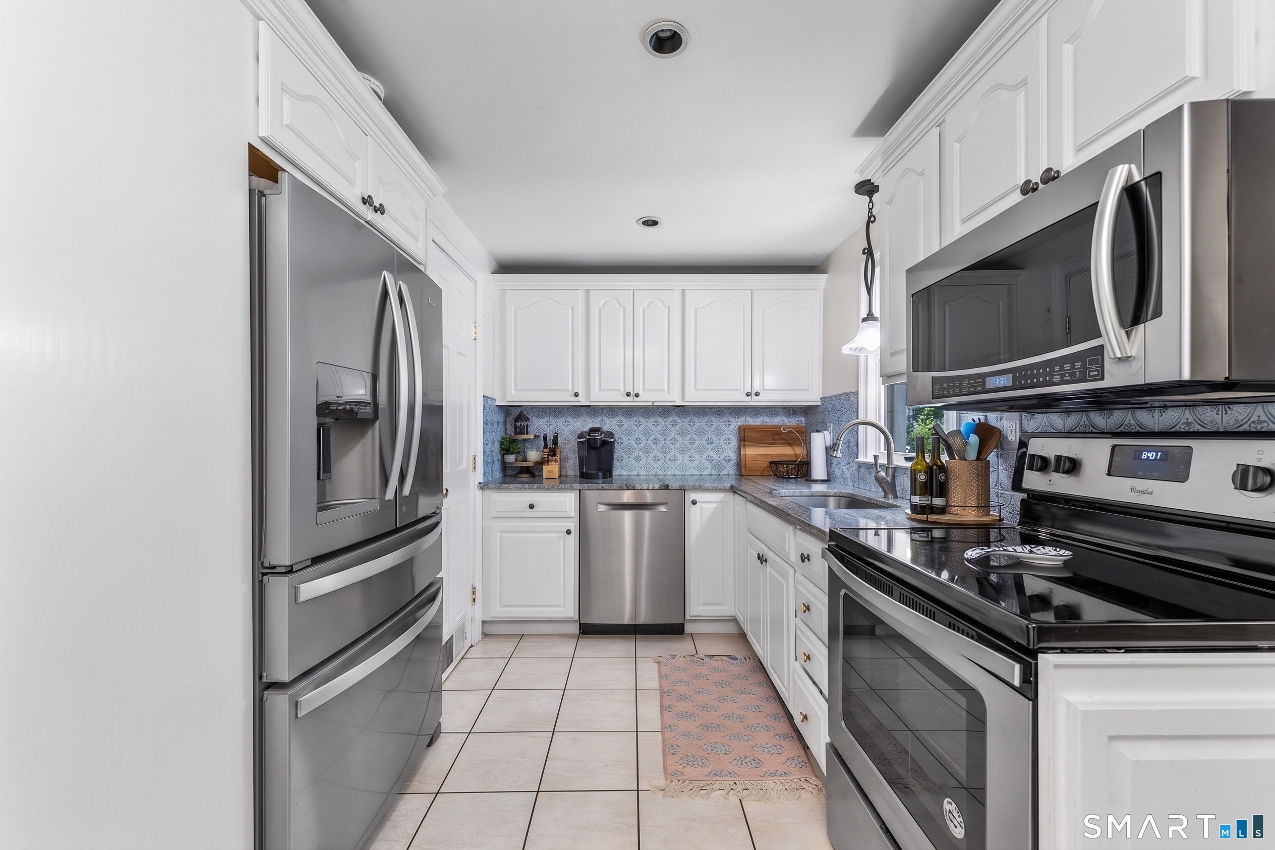 122 Wepawaug Drive Milford CT 06461