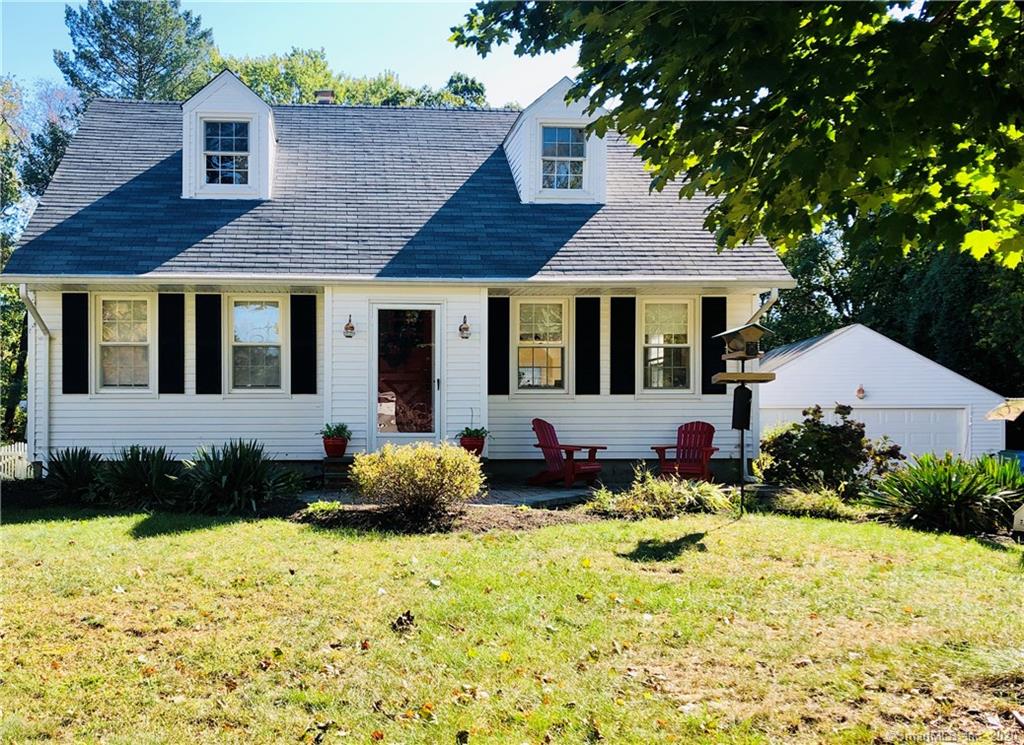 132 Vineyard Road Hamden CT 06517