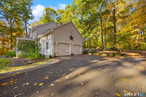 52 Smoke Rise Circle Prospect CT 06712