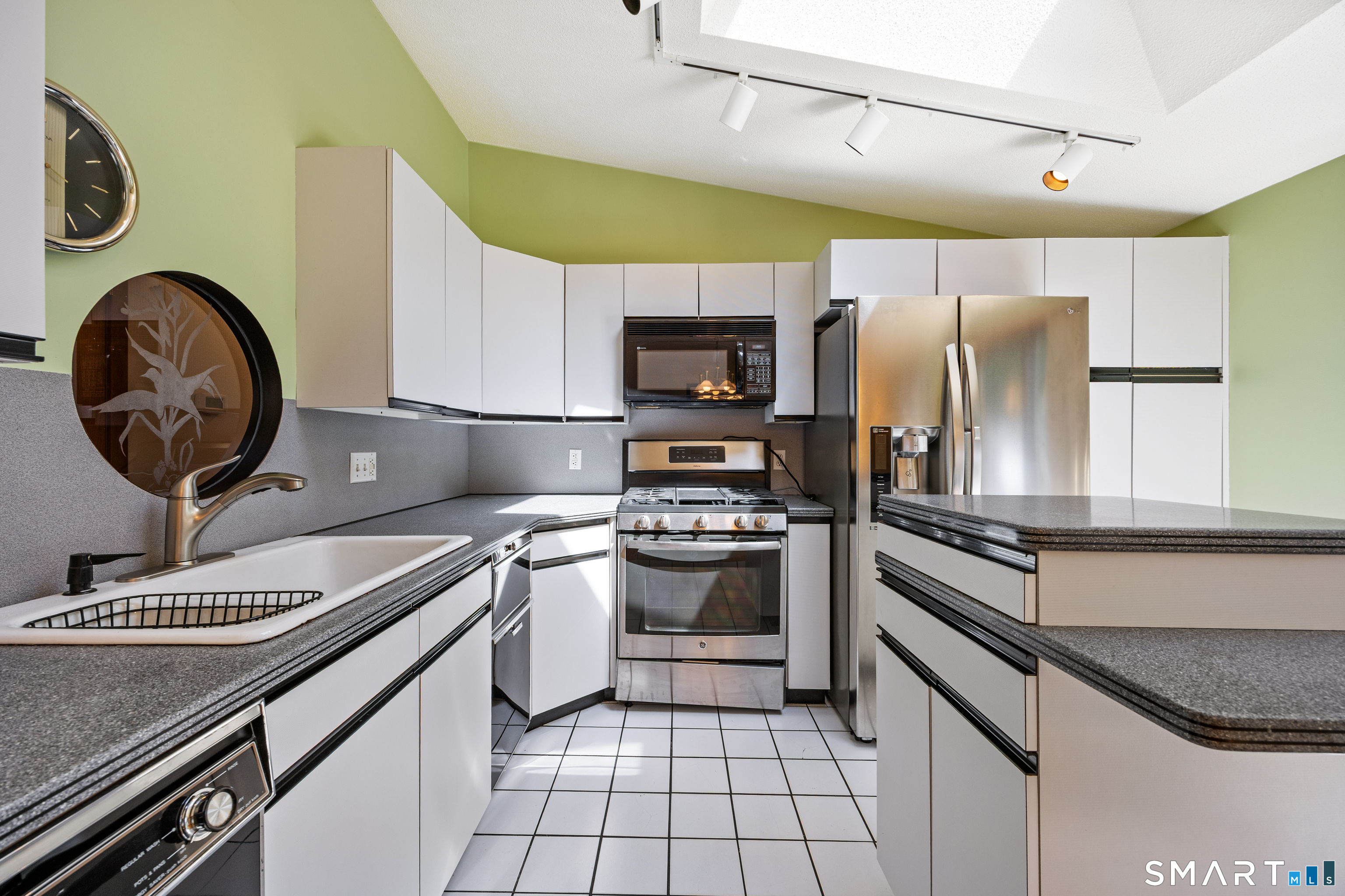 3 Hawley Drive Ansonia CT 06401