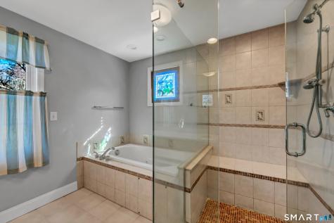 1 Reservoir Road Newtown CT 06470