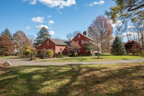 1 Reservoir Road Newtown CT 06470