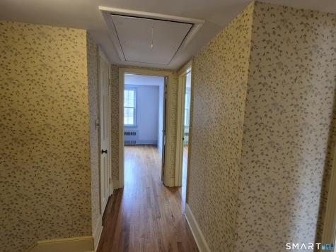 1 Reservoir Road Newtown CT 06470